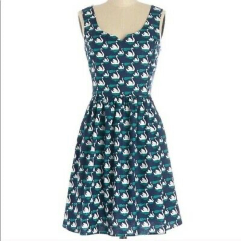 Modcloth Swan Print Dress 3X - With Pockets!